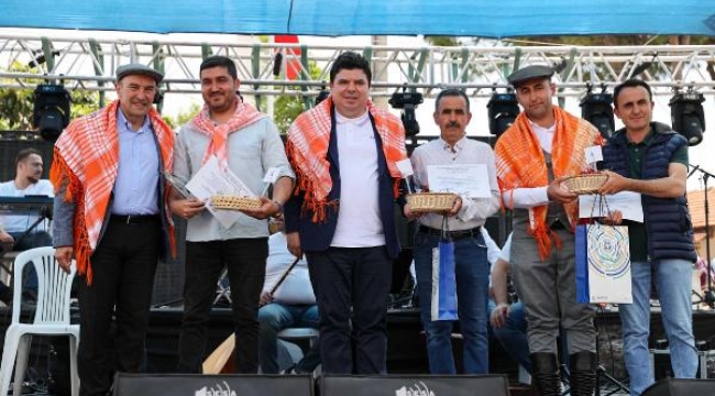 Buca'da Kiraz Festivali'ne büyük ilgi