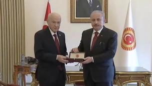 Devlet Bahçeli, TBMM Başkanlığı'nı Mustafa Şentop'tan devraldı