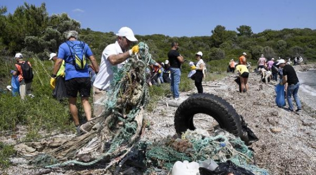 Dilek Yarımadası Milli Parkı'nda kıyı temizliği yapıldı