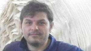 Evinin banyosunda ölü bulundu