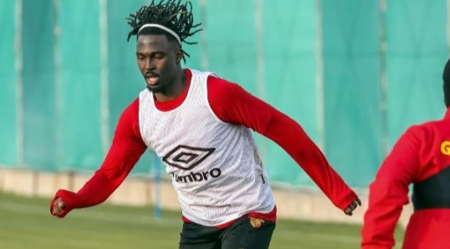 Göztepe'de Traore kalacak