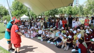 Hacivat - Karagöz oyunuyla miniklere su tasarrufunu anlattılar