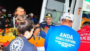 İple kanyona inerken düşen dağcı 11 saatte kurtarıldı