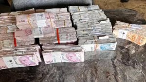 İzmir'de polisten 'tefeci' operasyonu: 7 gözaltı