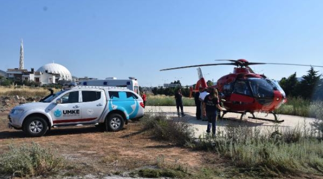 İzmir'de sağlık ekipleri hava ambulansıyla bayram tatili teyakkuzunda