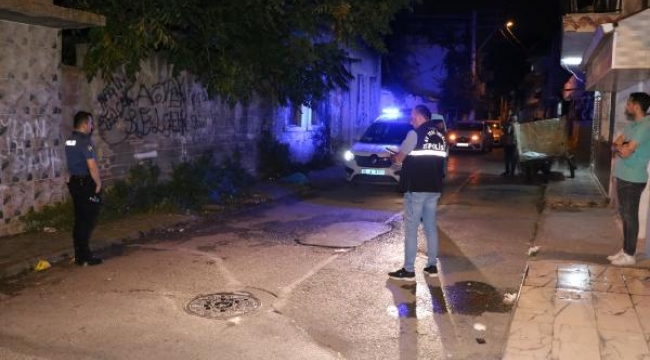 İzmir'de sokakta silahlı kavga: 1 ölü, 1 yaralı