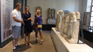 İzmir'in yeni sanat merkezine ziyaretçi akını