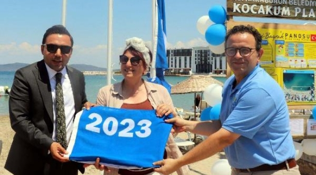 Karaburun'da 5. 'Mavi Bayrak' Mordoğan'da dalgalanmaya başladı