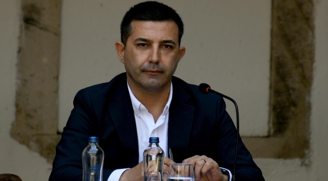 Kuşadası başkanından iftira davası