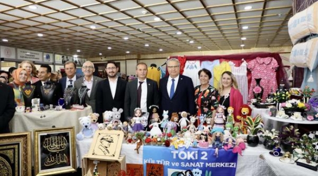 Millet Çarşısı Fuaye Salonu'nda el sanatları sergisi açıldı