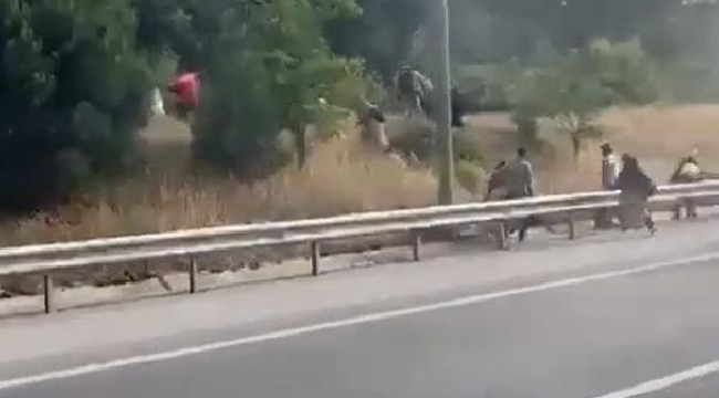 Minibüs alev aldı, içindeki mülteciler kaçtı