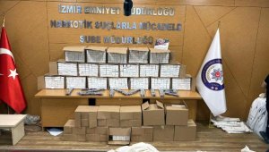 Minibüste 179 bin 620 sentetik hap ele geçirildi