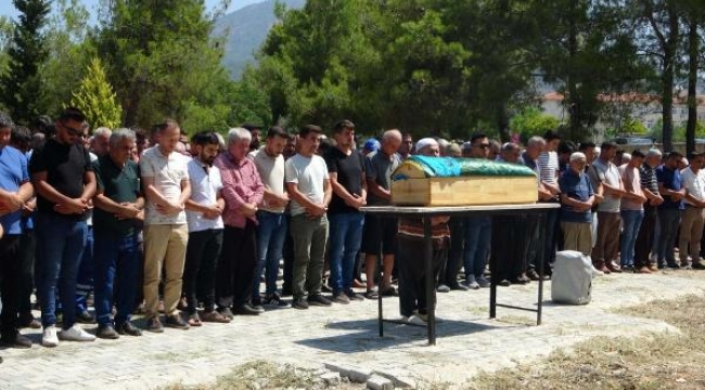 Minik Öykü bayramın ilk günü toprağa verildi