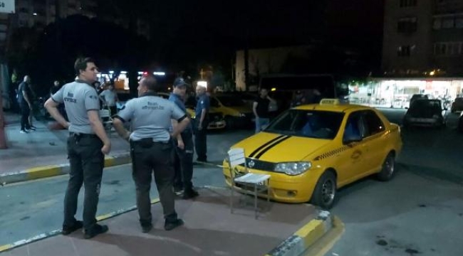 Otogarda bıçaklı, tabancalı kavga; 2'si kardeş, 3 yaralı