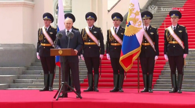 Rusya Devlet Başkanı Putin: Ukrayna'dan tek askerimizi bile çekmedik