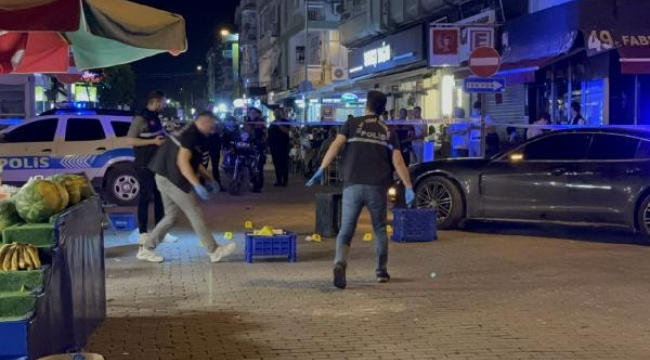 Silahlı kavgaya müdahale eden polis memuru bacağından vuruldu