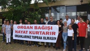 Sosyal medyadan örgütlendiler! Diyaliz hastaları İzmir'de bir araya geldi