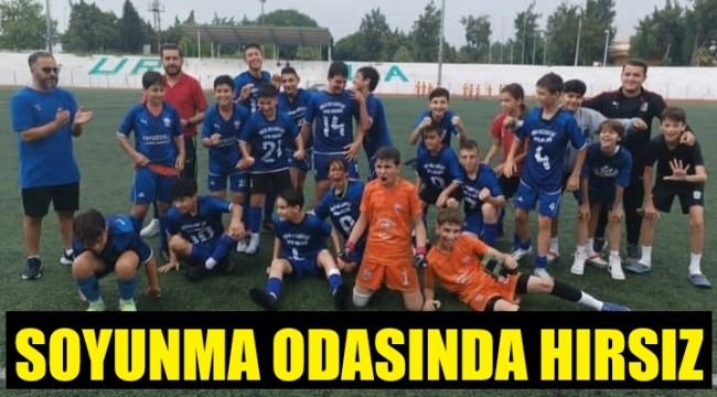 Soyunma odasına hırsız girdi, telefonlar gitti