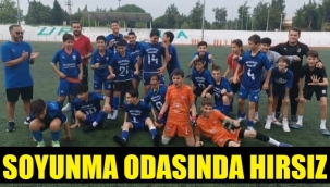 Soyunma odasına hırsız girdi, telefonlar gitti