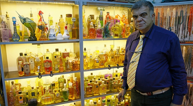 Türkiye'de kolonyanın ilk üretildiği kent olan İzmir'de 'kolonya' sergisi