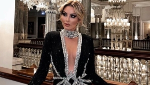 Ünlü şarkıcı Moskova'da mahsur kaldı