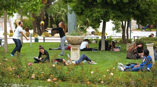 Yaşar Üniversitesi 'Lise Yaz Okulu' açıyor