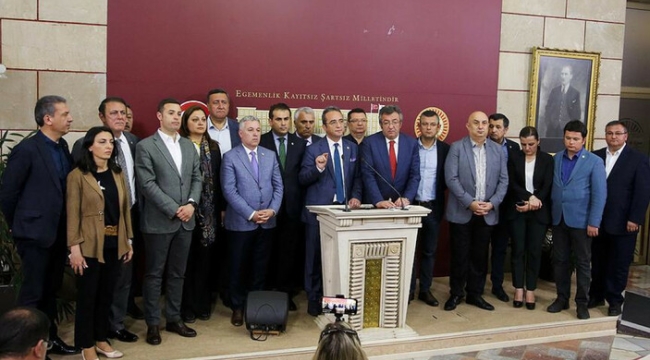 Zafer Partisi lideri Özdağ, Akşener'in sözleri sonrası 15 vekil olayını anlattı