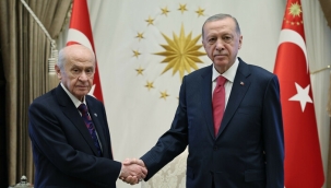 Bahçeli, emekliler için 8 bin lira zam istedi