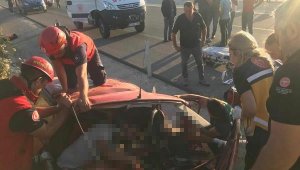 Balıkesir'de otomobil takla attı: 2 ölü, 1 yaralı