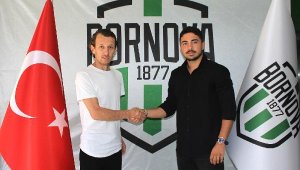 Bornova'dan ilk transfer