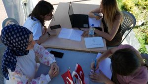 Buca'da rehber öğretmenler YKS tercihlerine yardımcı oluyor