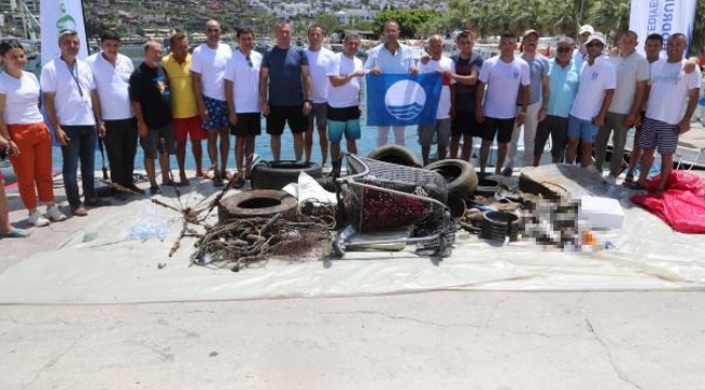 Cam, plastik metal! Bodrum'da deniz dibinden 362 kilo atık çıktı