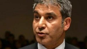 Çiğli Belediye meclis üyesine silahlı saldırı