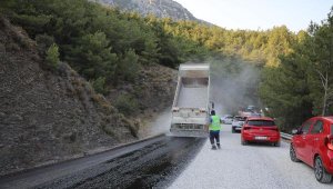Datça'da  5 mahallenin ikinci kat sathi kaplaması yapılan yolu açıldı