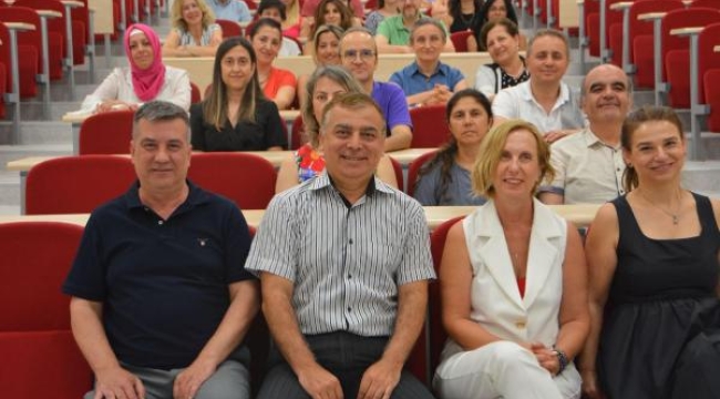 Ege'de 'Demokrasi Kültürü' konuşuldu