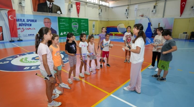 Gaziemir'de spor zamanı! Belediye 10 dalda kurs düzenledi