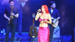 Gülşen, Türkiye'de kaldı