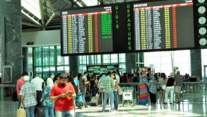 İzmir Havalimanı 4.7 milyon kişiyi ağırladı