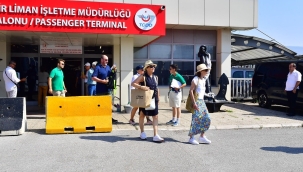 İzmir turizmi ziyaretçi rekoru kırdı