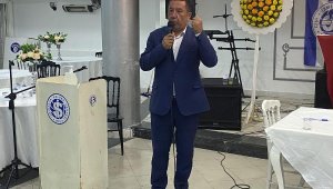 İzmirspor'da Topaloğlu güven tazeledi