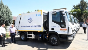 Karabağlar Belediyesi araç filosunu gençleştirmeye devam ediyor