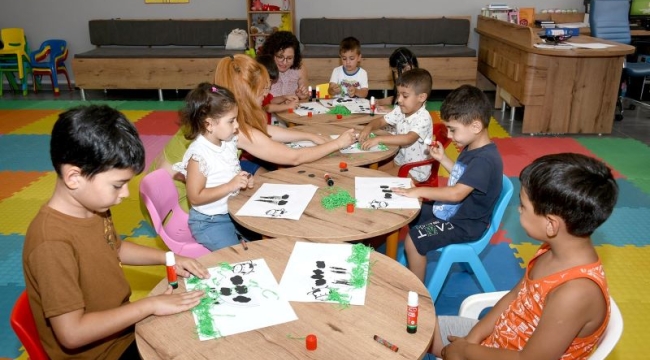 Kuşadalı minikler, süt tüketimi ve sağlıklı beslenmeyi öğreniyorlar