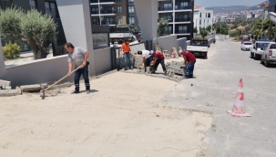 Kuşadası Belediyesi ekiplerinden bozuk yollara anında müdahale