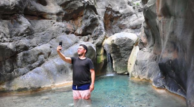 Manisa Spil'de bulunan saklı kanyon turizme kazandırılıyor