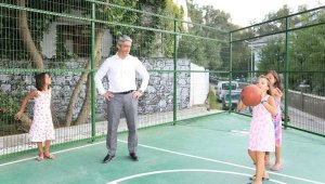 Marmaris'te 4 yılda 81 bin metrekare yeşil alan düzenlemesi yapıldı