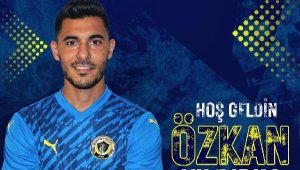 Menemen FK Özkan Yıldırım ile sözleşme imzaladı