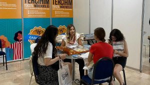 Moda endüstrisi Z kuşağını çağırıyor  