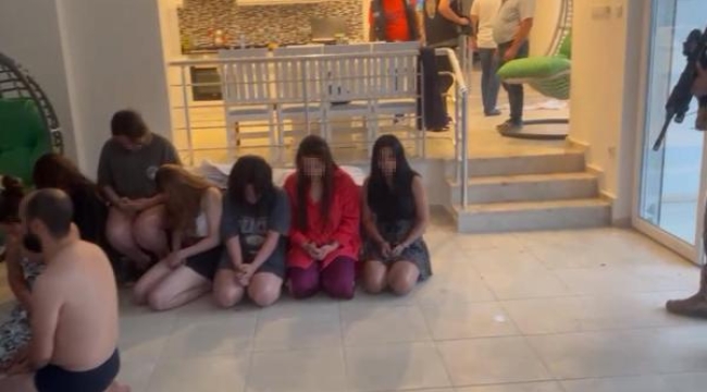Sahte vize çetesi, lüks villada böyle yakalandı