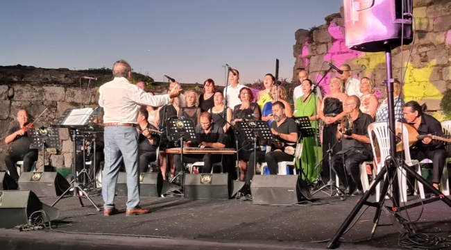 Seferihisar Kaleiçi'nde Türk Sanat Müziği esintisi