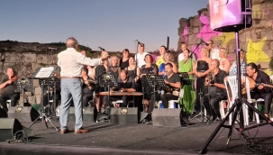 Seferihisar Kaleiçi'nde Türk Sanat Müziği esintisi